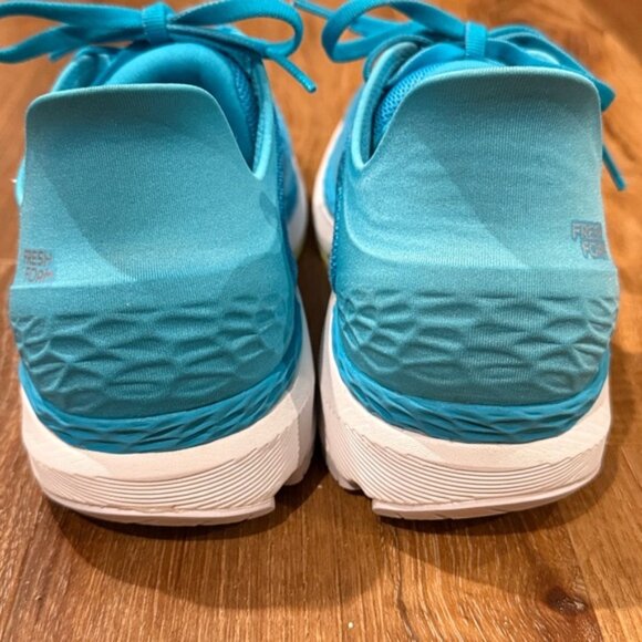 New Balance 860V11 Women’s Fresh Foam Easy Slip On Running Shoe (Size: 9.5)(EUC) - Picture 5 of 13